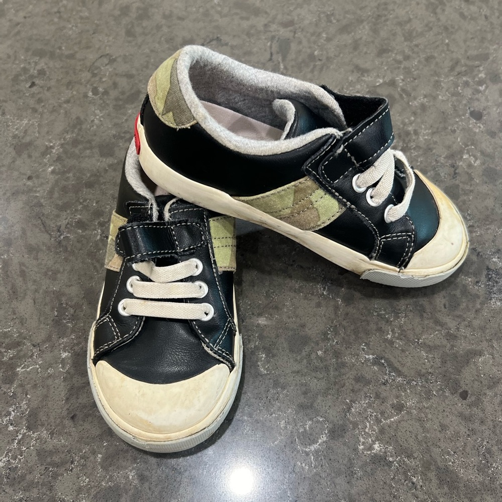 SEE KAI RUN
Little Kids' Lucci | Black Leather - Size 11